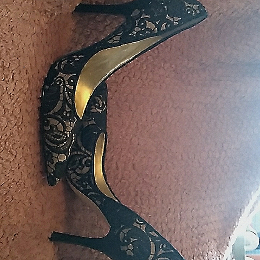 Black, Guess floral-laced, stilleto heels
